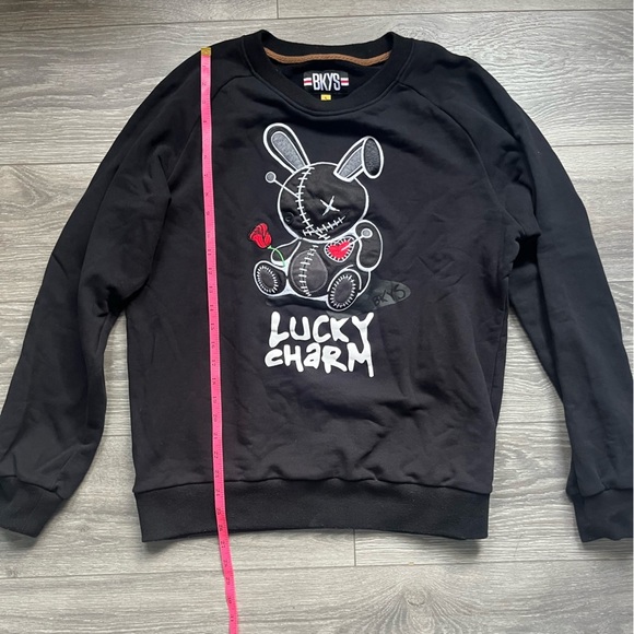BKYS Embroidered Black Lucky Charm Bunny Rabbit Black Crew Neck Men’s Size L - Picture 6 of 7